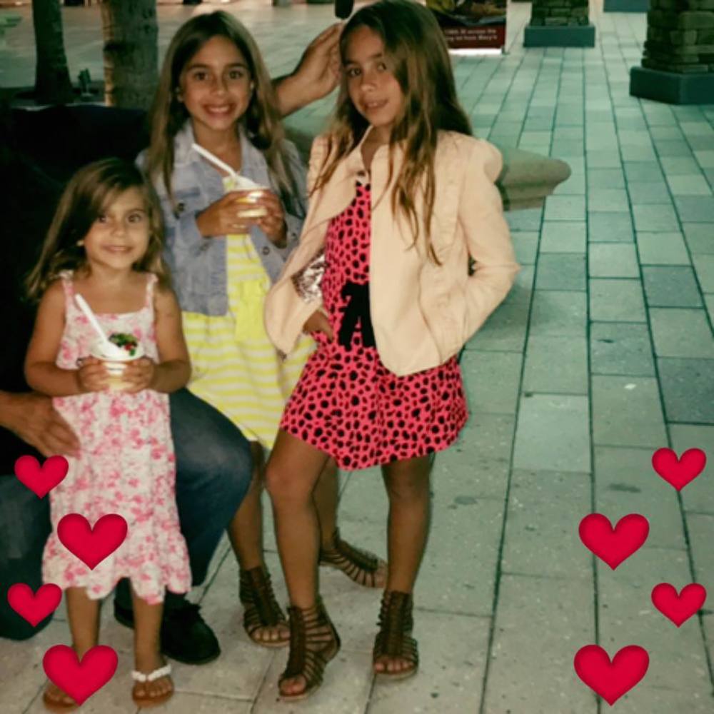 Meet your Posher, Ahiza